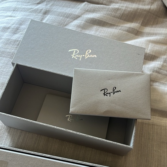 Ray-Ban box - Picture 2 of 2